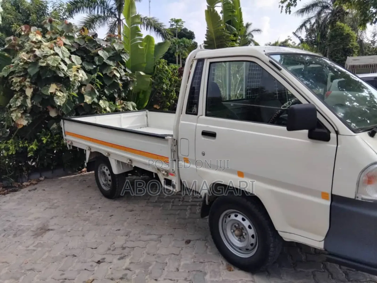 Townhiace Pickup
