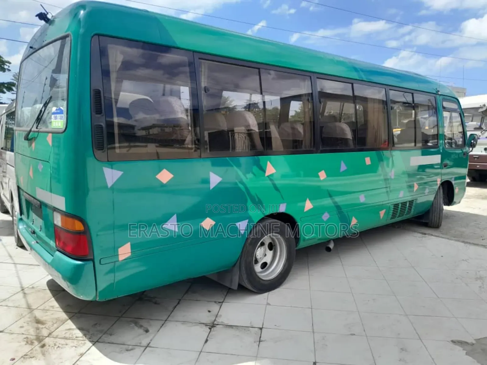 Toyota Coaster 2001 Green