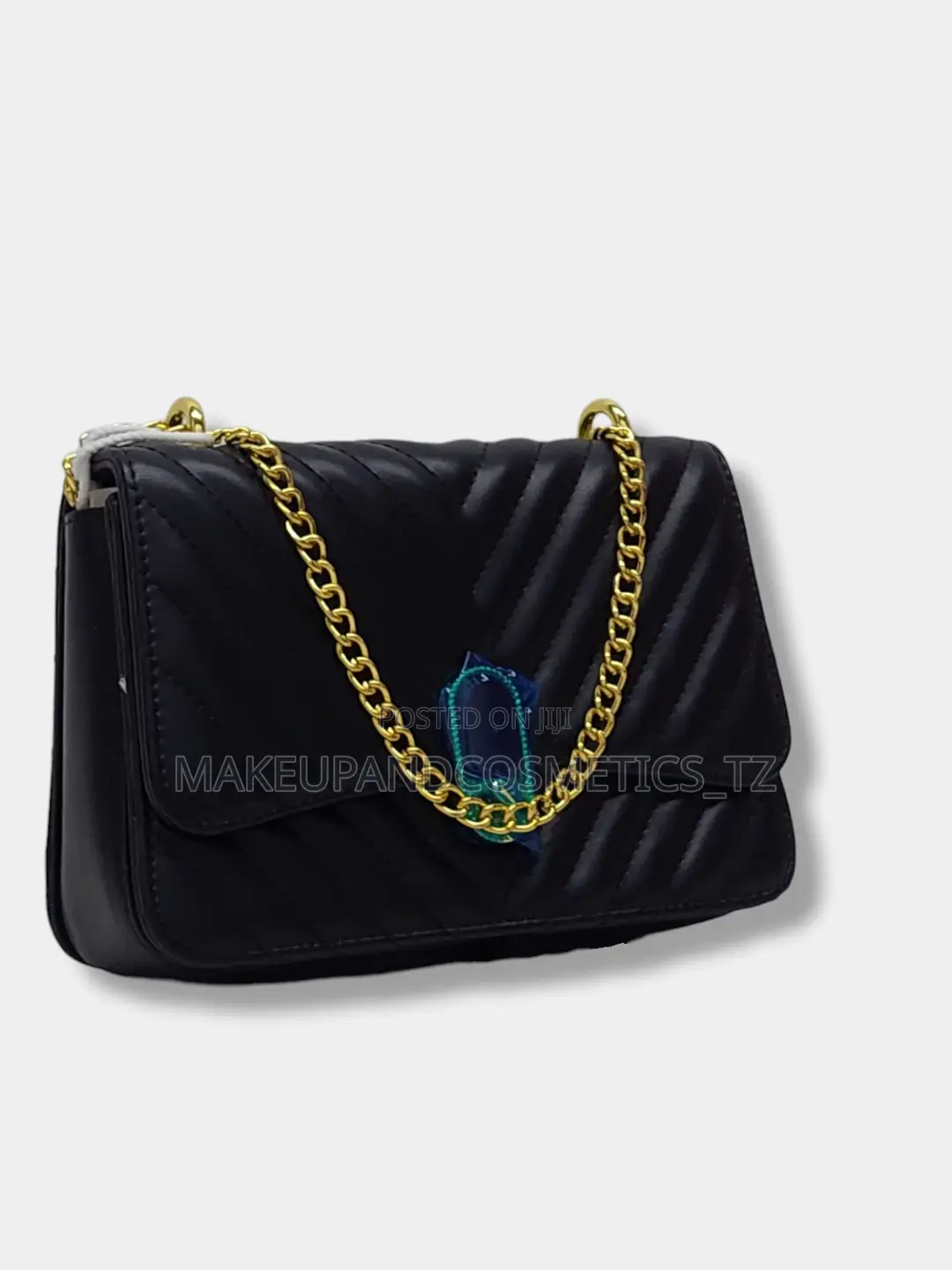 O2 - 65chevron Pattern Square Bag*1 in Stock* Price 65,000