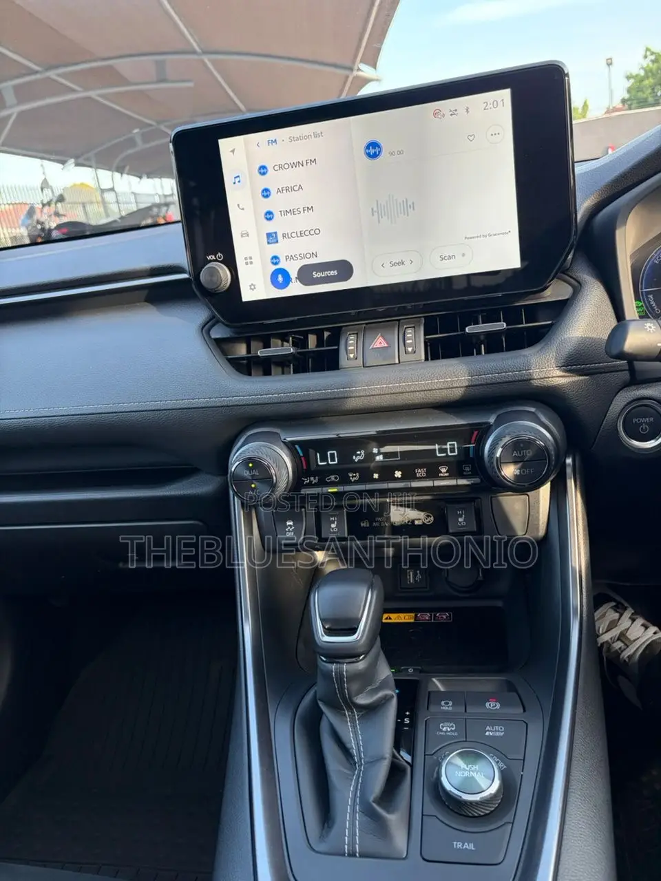 New Toyota RAV4 Hybrid 2025 Black