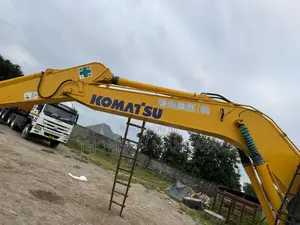Komatsu Pc220 Excavator