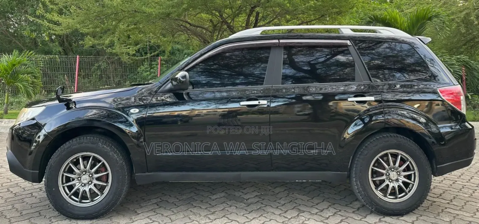 Subaru Forester 2010 Black