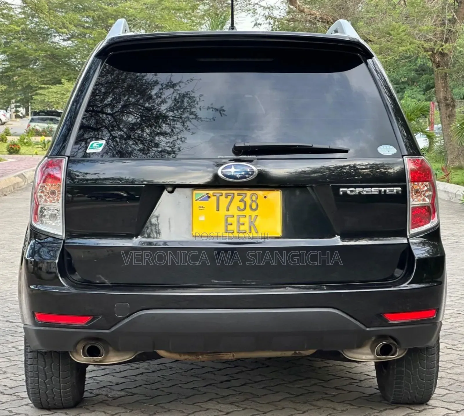 Subaru Forester 2010 Black
