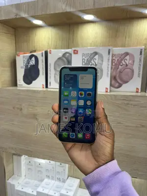 Apple iPhone 11 64 GB White