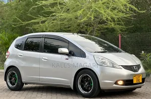 Honda Fit Shuttle 2011 Silver
