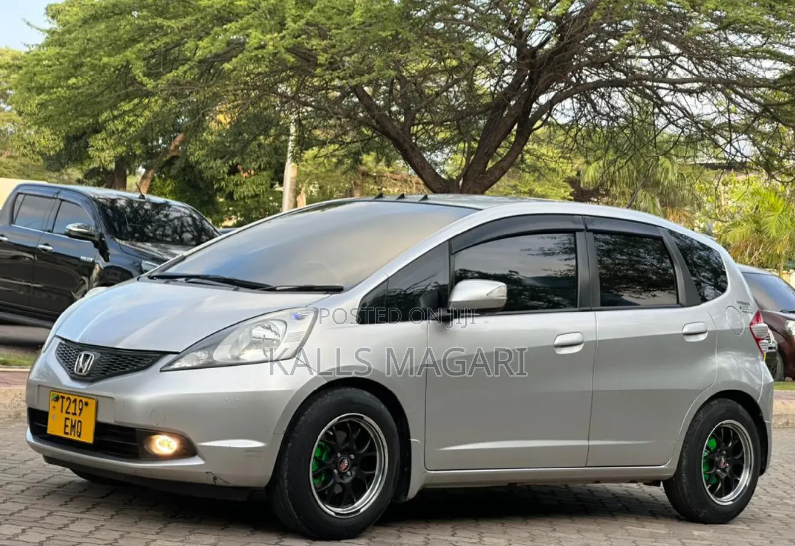 Honda Fit Shuttle 2011 Silver