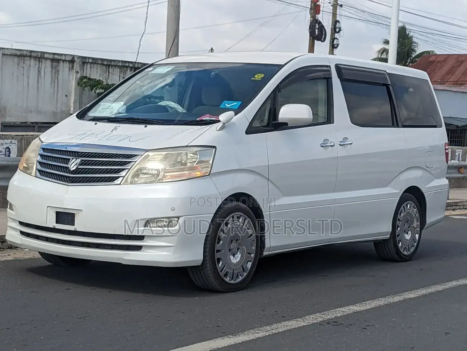 Toyota Alphard 2.4 Petrol AWD 2006 White