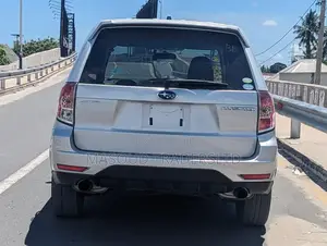 Subaru Forester 2.5X Automatic 2010 Silver
