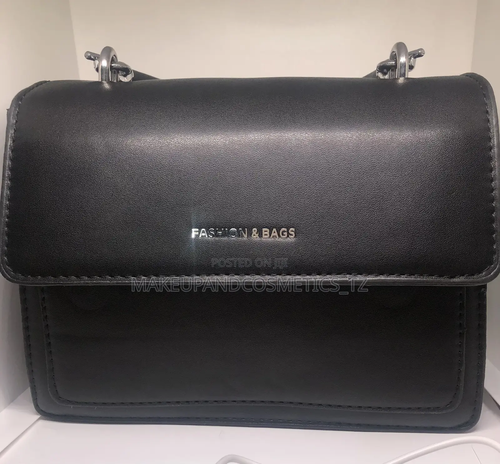 O5 - 65hand Bag*1 in Stock* P