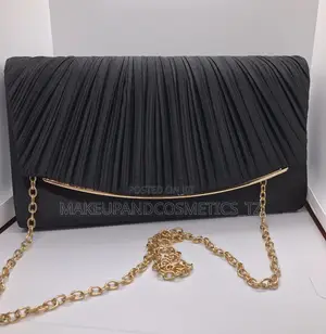 O12 - 65black Pleated Satin Cultch Bag*1 in Stock*