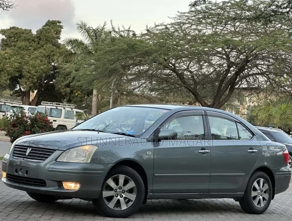 Toyota Premio 2004 Green