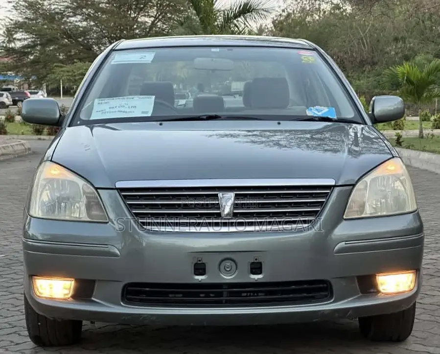 Toyota Premio 2004 Green