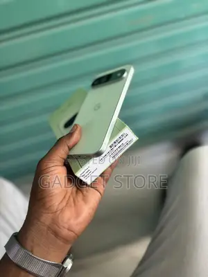 New Google Pixel 9 128 GB Green