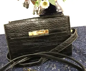 O17 - 20black Croc-Embossed Sling Bag*1 in Stock*
