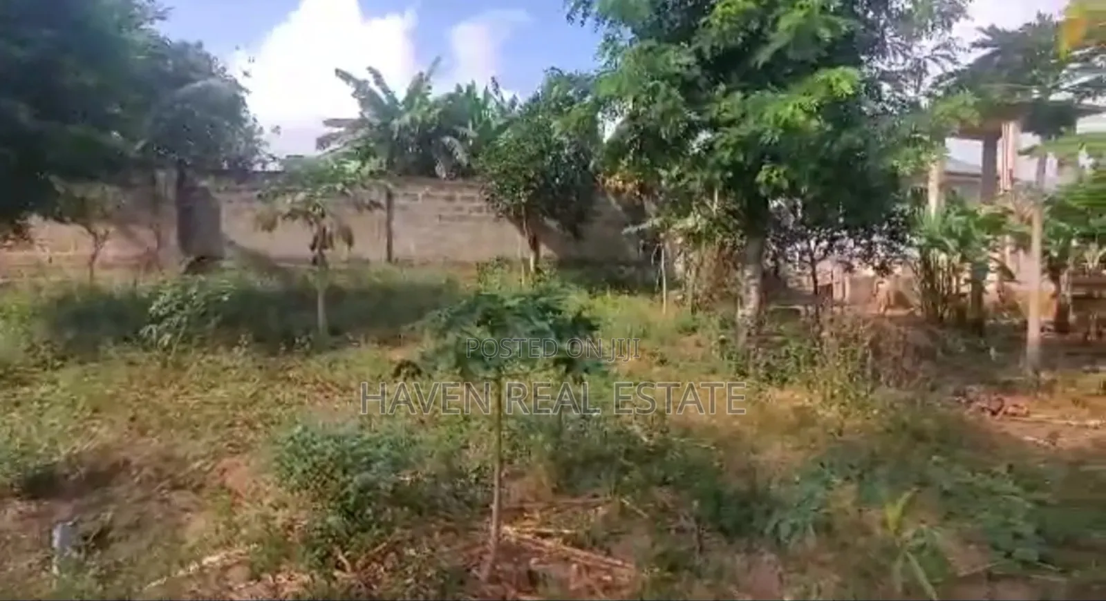 Kiwanja Kianuzwa Main Road Kiluvya