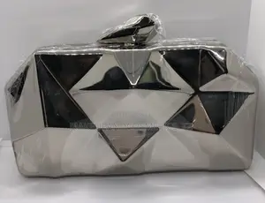 O21 - 125sliver Hard Case Clutch*1 in Stock*