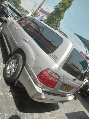 Toyota Land Cruiser 2024 Gray