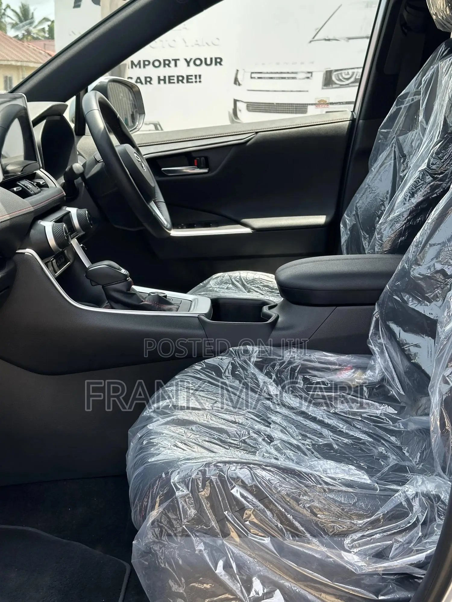 Toyota RAV4 Hybrid 2023 Silver