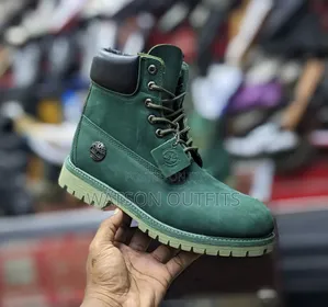 Buti or Boot Shoes Za Rangi Kali Na Adimu