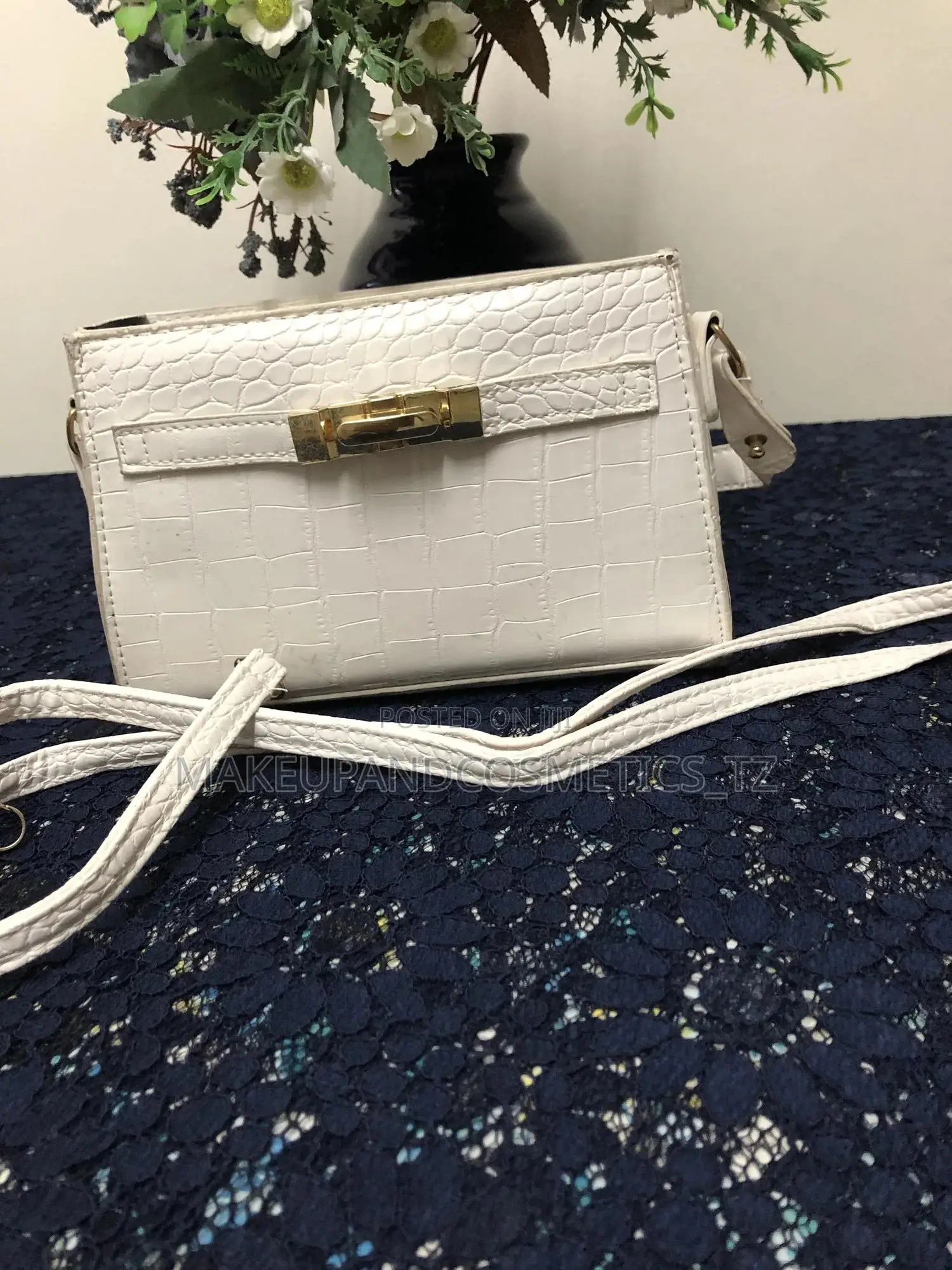 016 - 20white Crocodile- Embossed*1 in Stock*