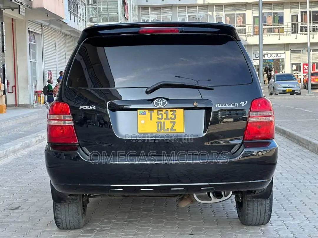 Toyota Kluger 2004 Black