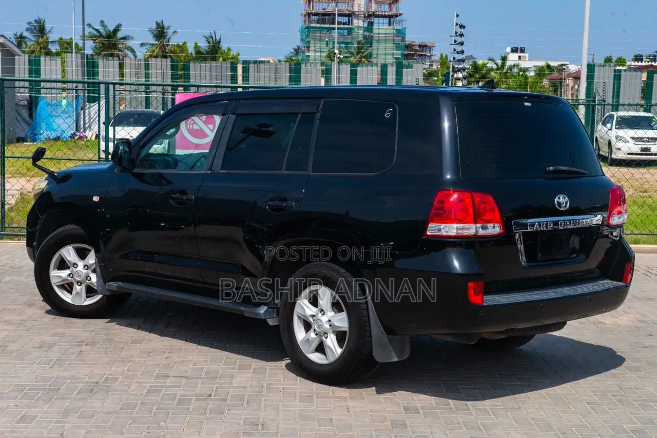 Toyota Land Cruiser 4.5 V8 VXR 2009 Matt Black