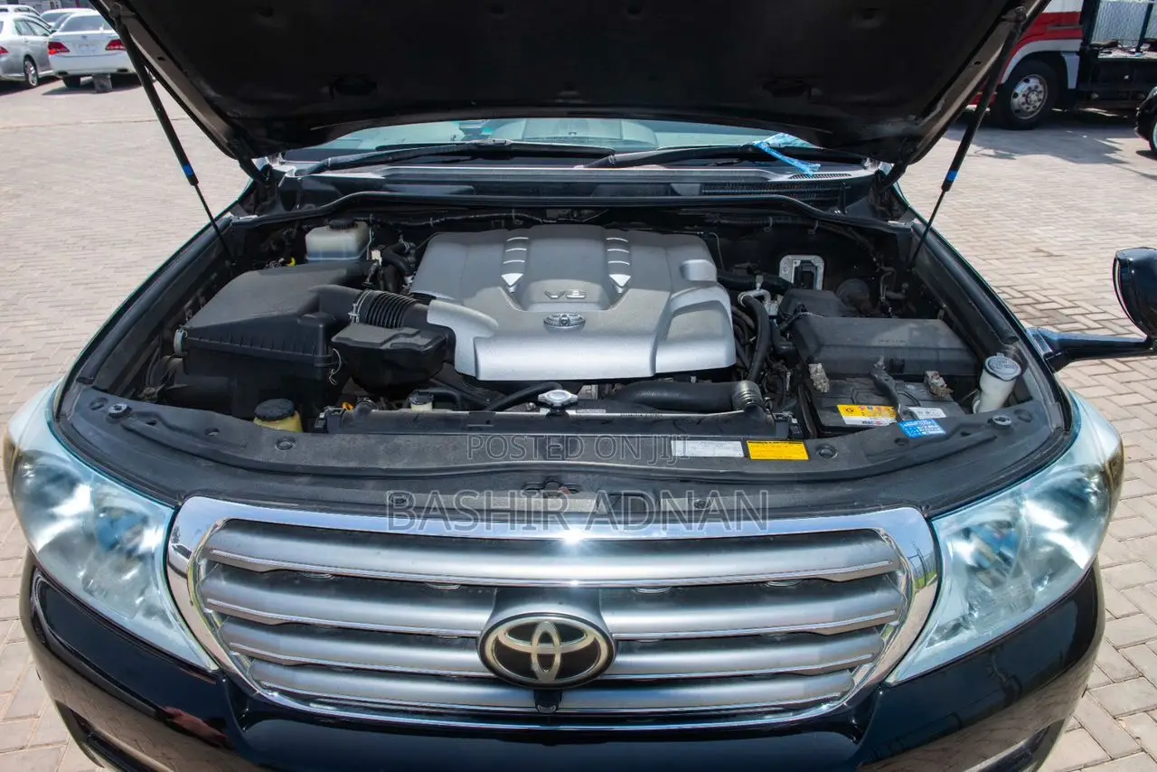 Toyota Land Cruiser 4.5 V8 VXR 2009 Matt Black