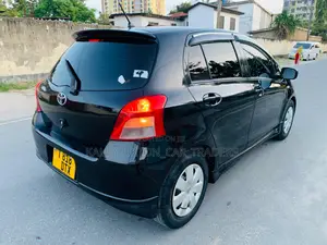 Toyota Vitz 2005 Black