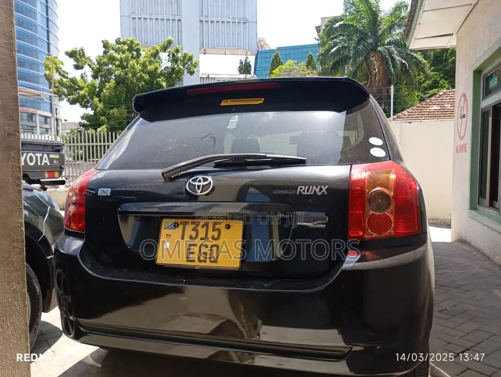 Toyota Corolla RunX 2005 Black