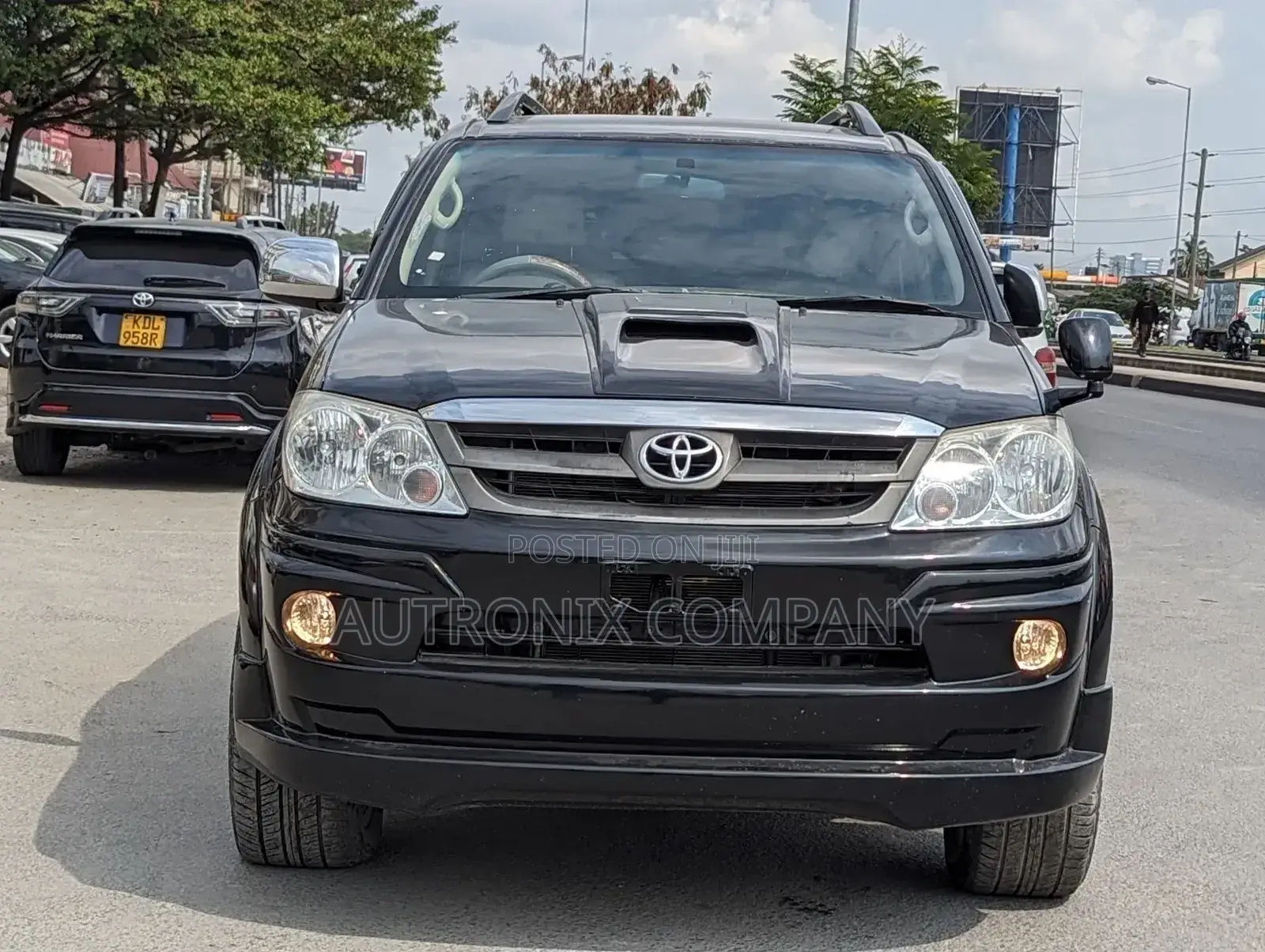 Toyota Fortuner 2.5 D AWD 2006 Black