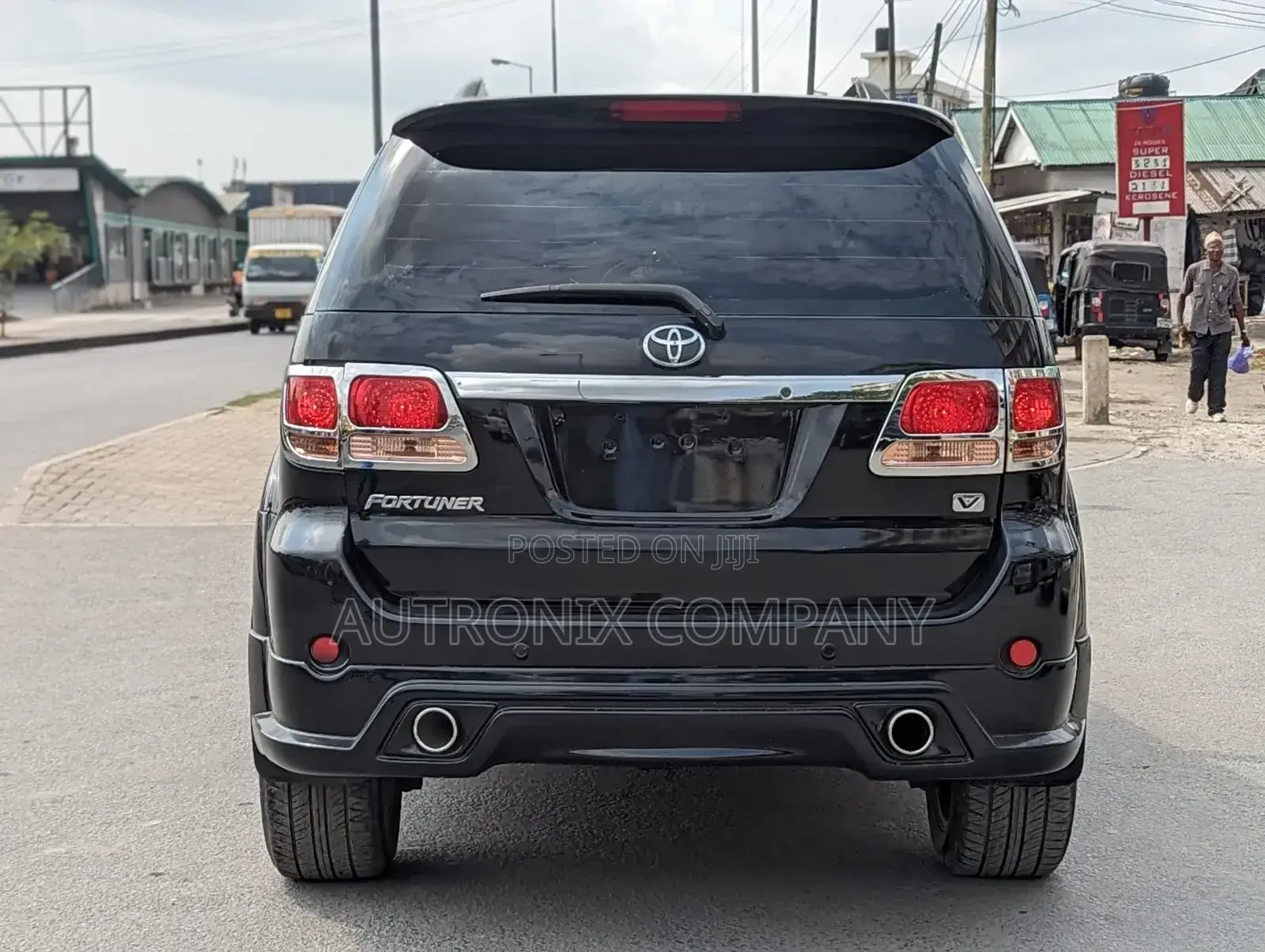 Toyota Fortuner 2.5 D AWD 2006 Black