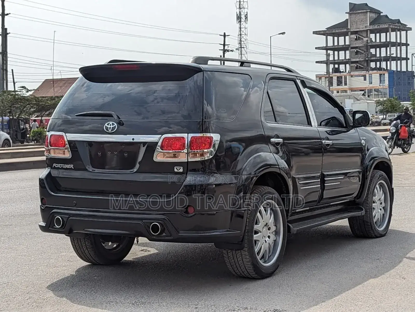 Toyota Fortuner 2.5 D AWD 2006 Black