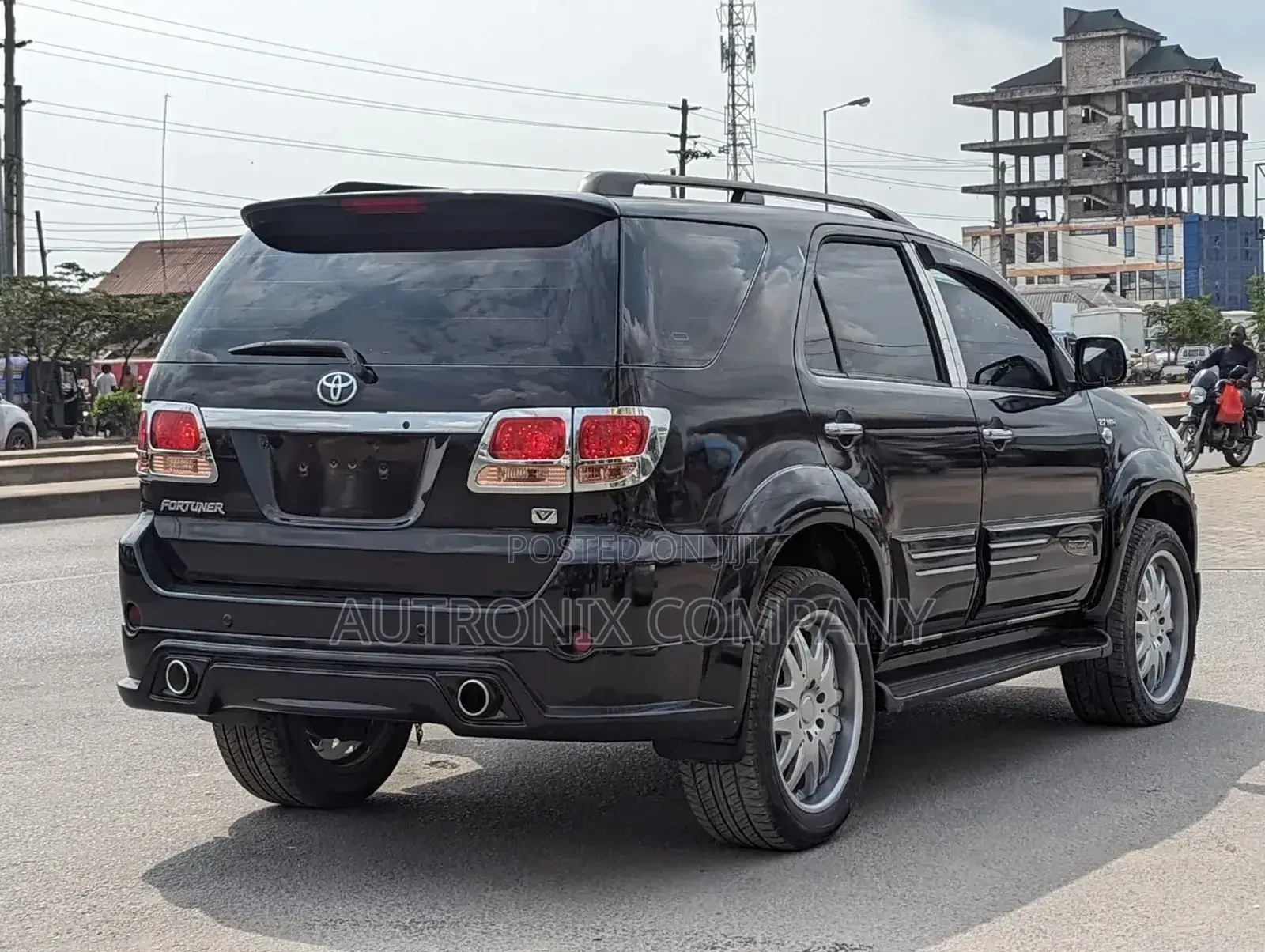 Toyota Fortuner 2.5 D AWD 2006 Black