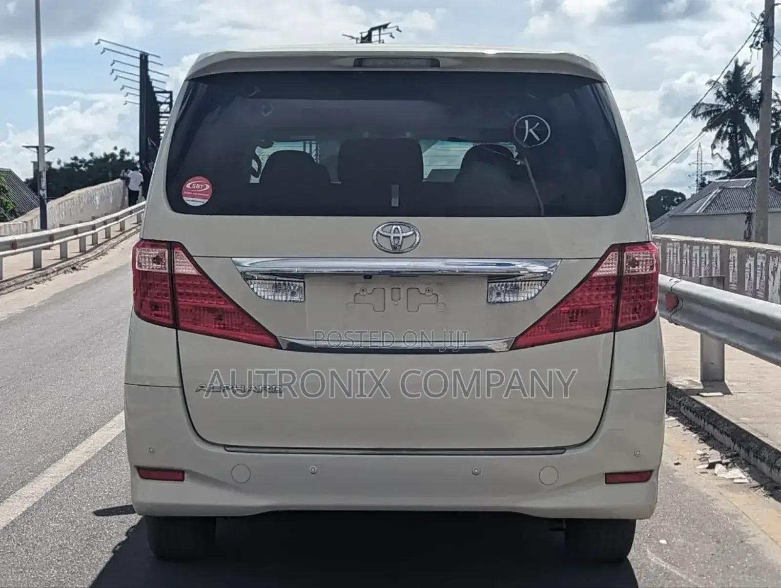 Toyota Alphard 2.4 Petrol AWD 2009 White