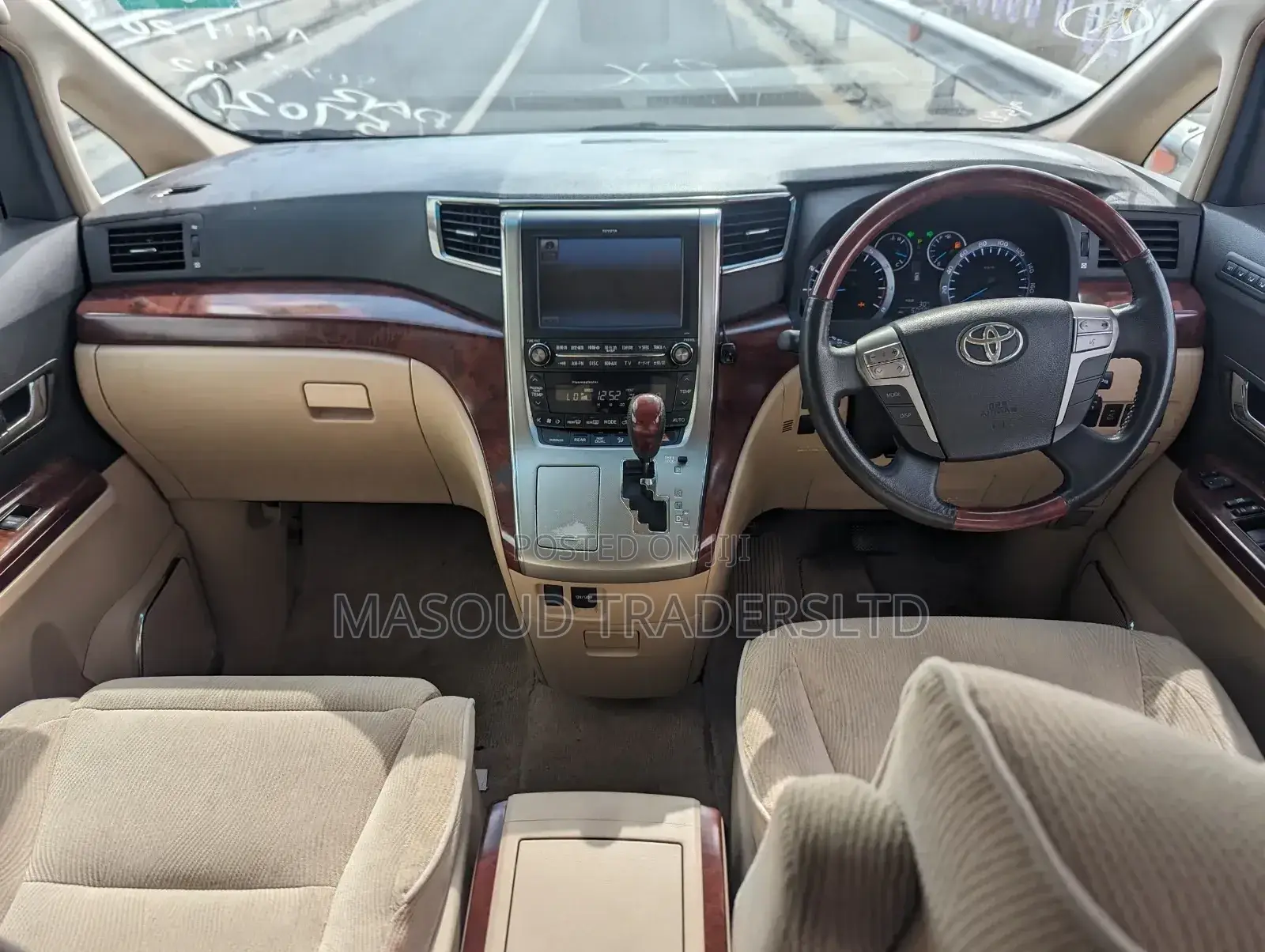 Toyota Alphard 2.4 Petrol AWD 2009 White