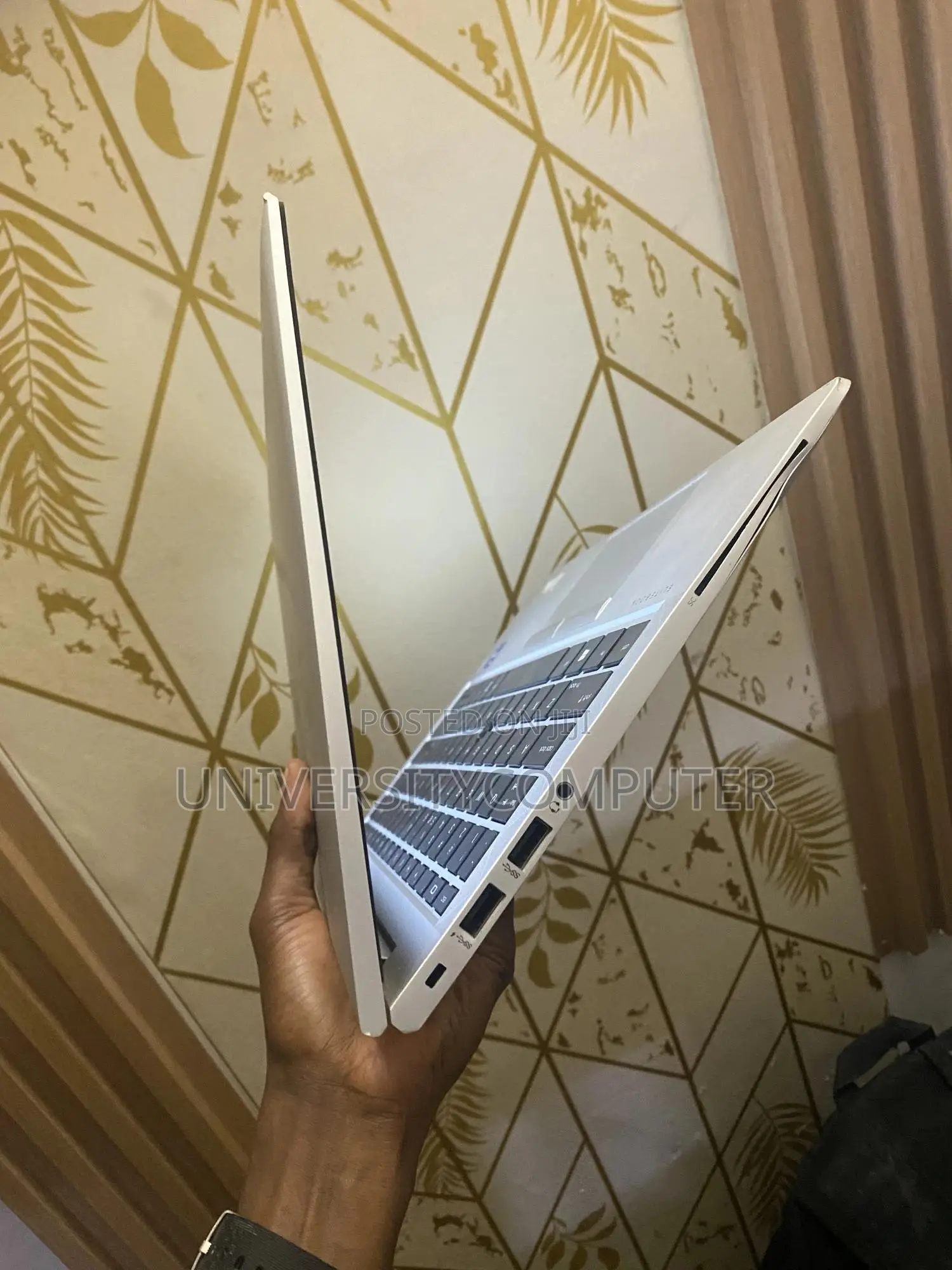 Laptop HP EliteBook 830 G8 16GB Intel Core I7 SSD 512GB