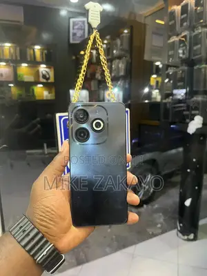 Infinix Smart 8 64 GB Black