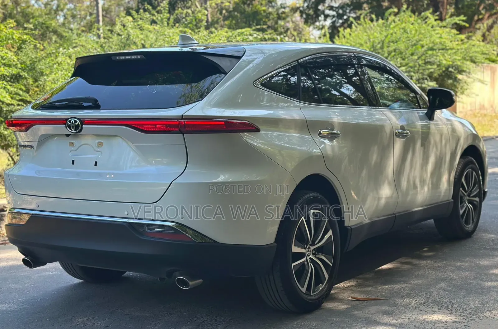Toyota Harrier 2022 White