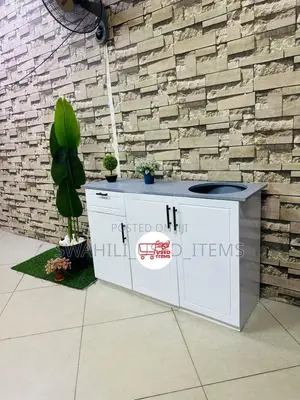 Kitchen Cabinet Mpya Kabsa Milango Mitatu