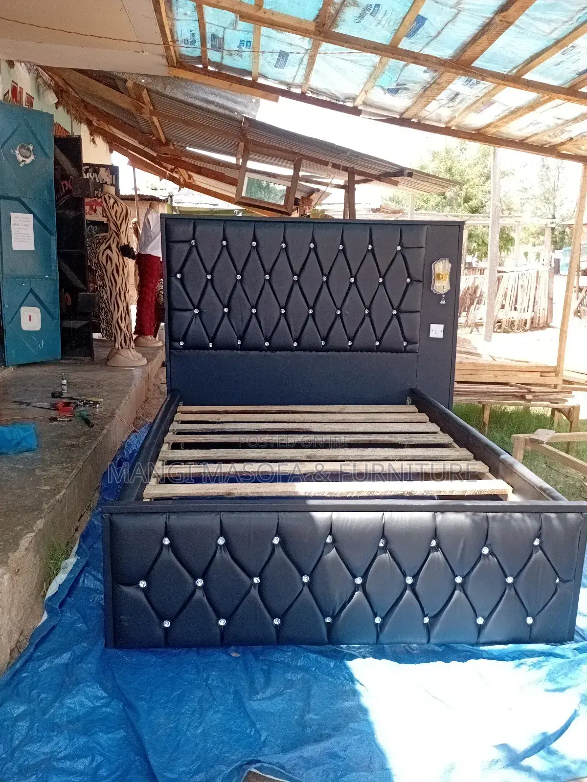 Kitanda Cha Sofa 5 Kwa 6 Size