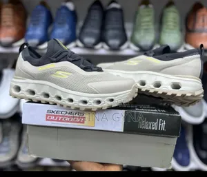 Sketchers Available Karibuni Sanaa