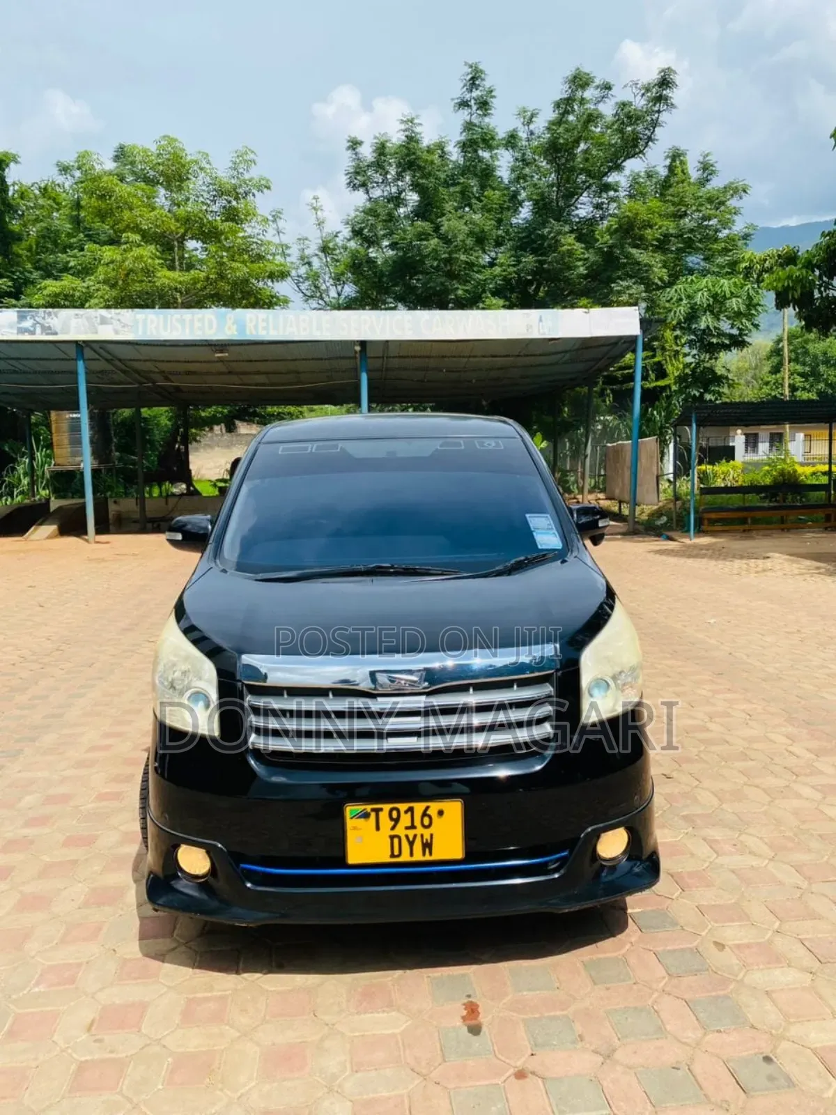 Toyota Noah 2009 Black