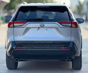 Toyota RAV4 Plug-In Hybrid 2025 Teal