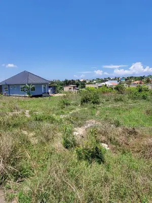 Plot for Sale Mbopo Opposite DDC Side.
