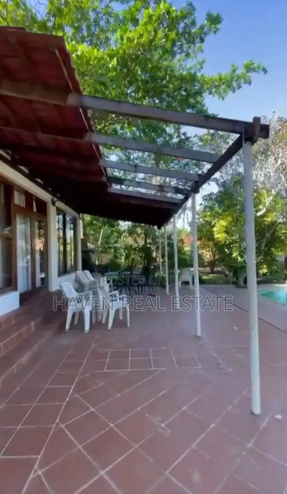 5bdrm House in Oyster Bay for sale