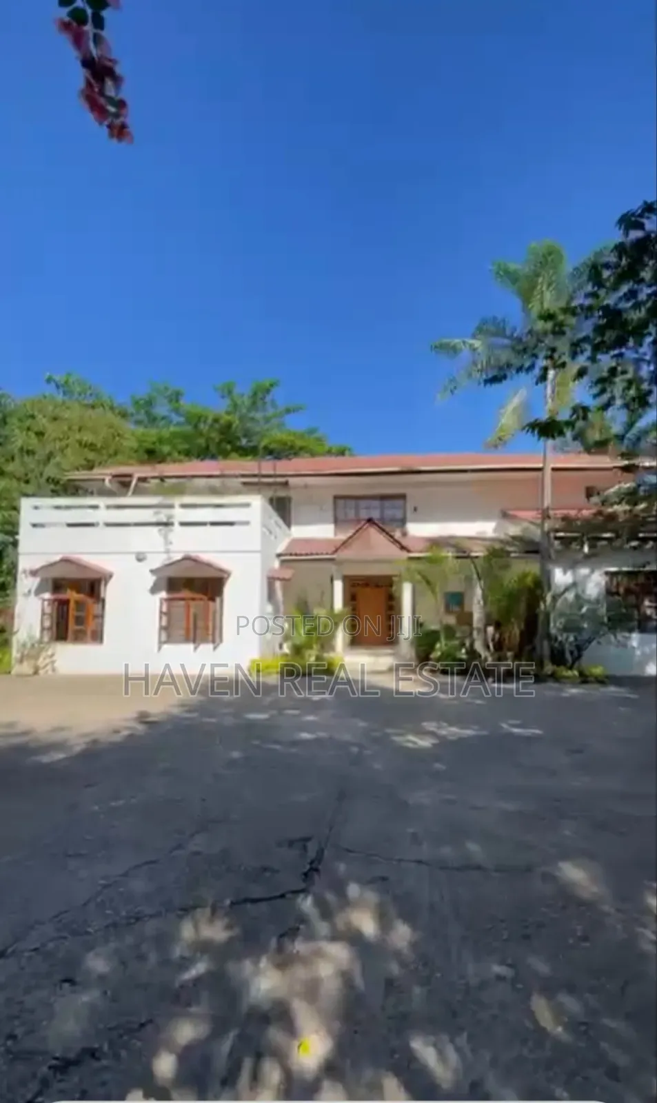 5bdrm House in Oyster Bay for sale