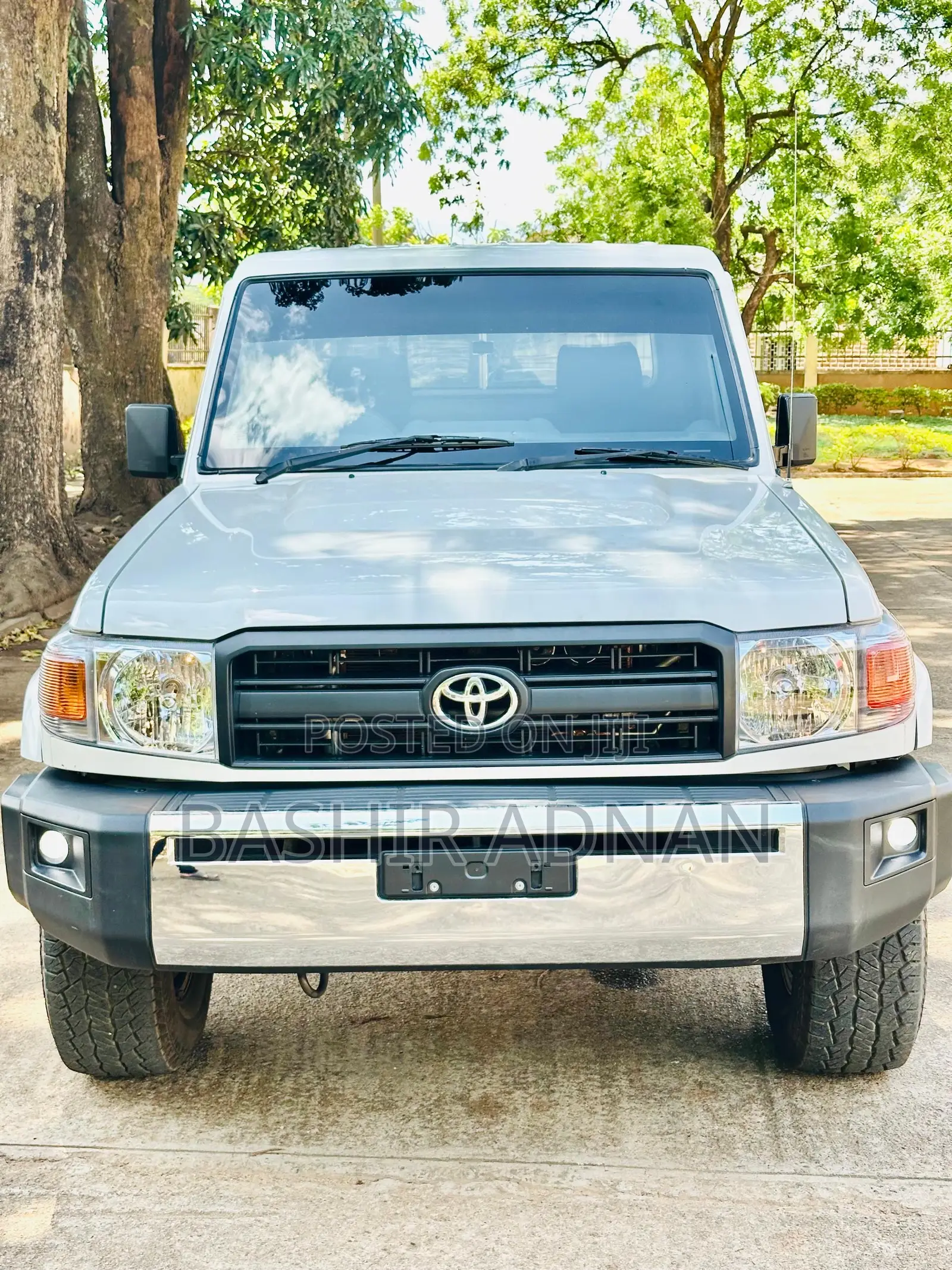 Toyota Land Cruiser 79 Series 2015 White