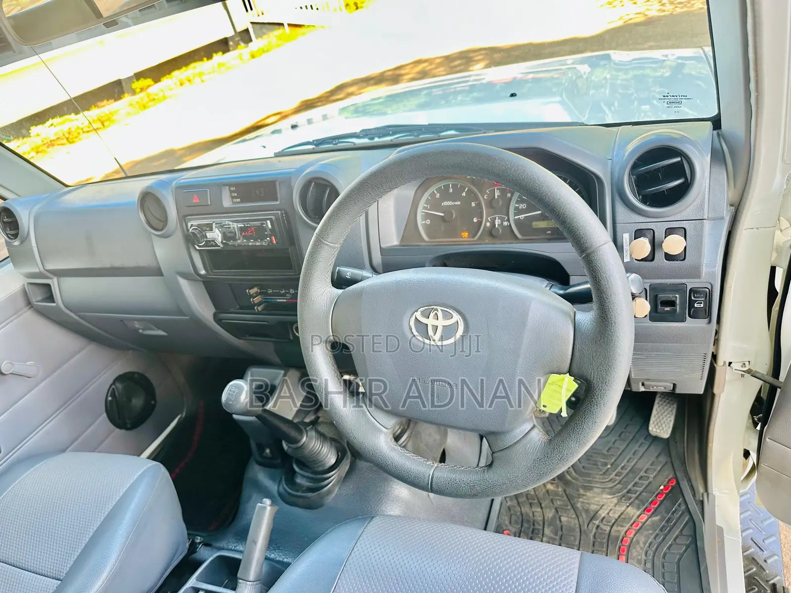 Toyota Land Cruiser 79 Series 2015 White