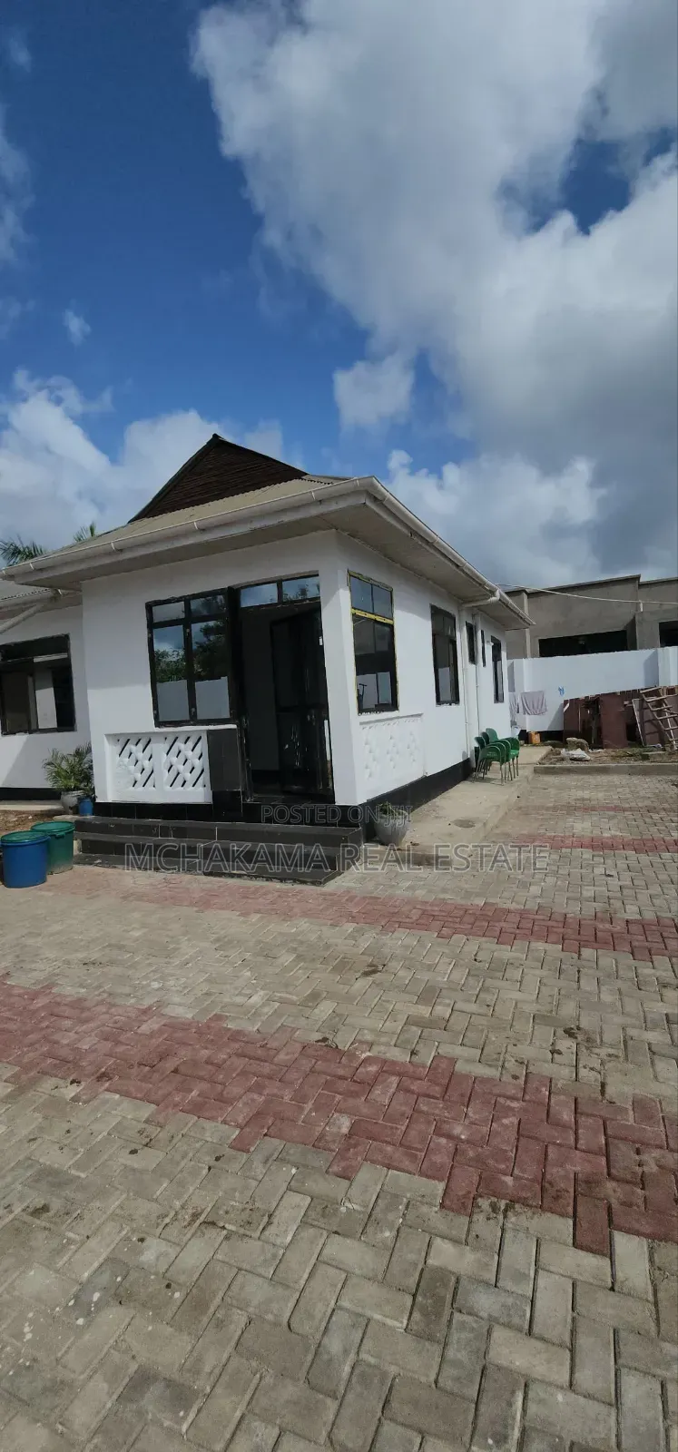 Furnished 11bdrm House in Mchakama Real Estate, Goba for sale