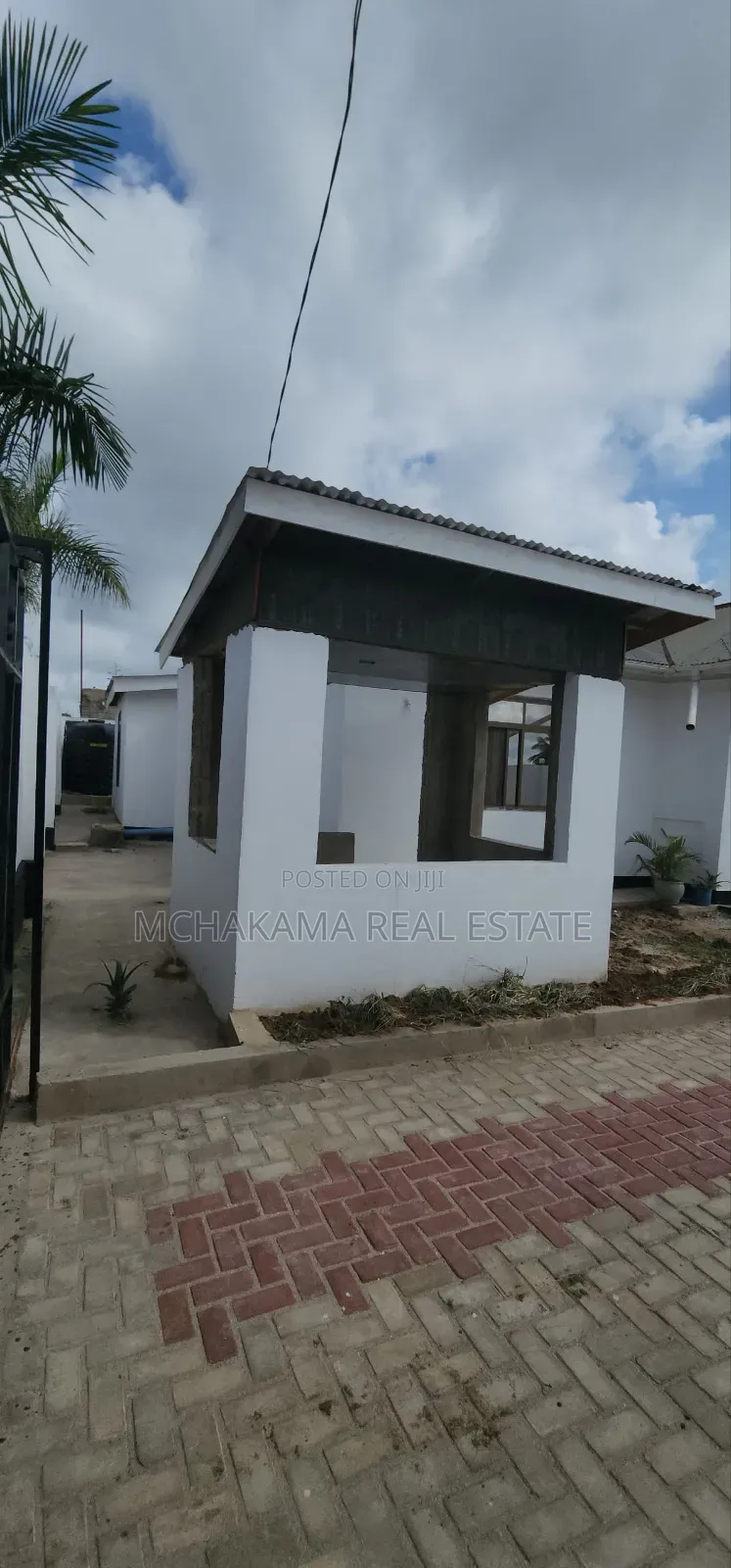 Furnished 11bdrm House in Mchakama Real Estate, Goba for sale